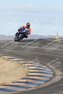 media/Nov-16-2025-Race Pace (Sun) [[8c5fa54630]]/Verified Riders/1-Turns 9 and 10 (925am)/